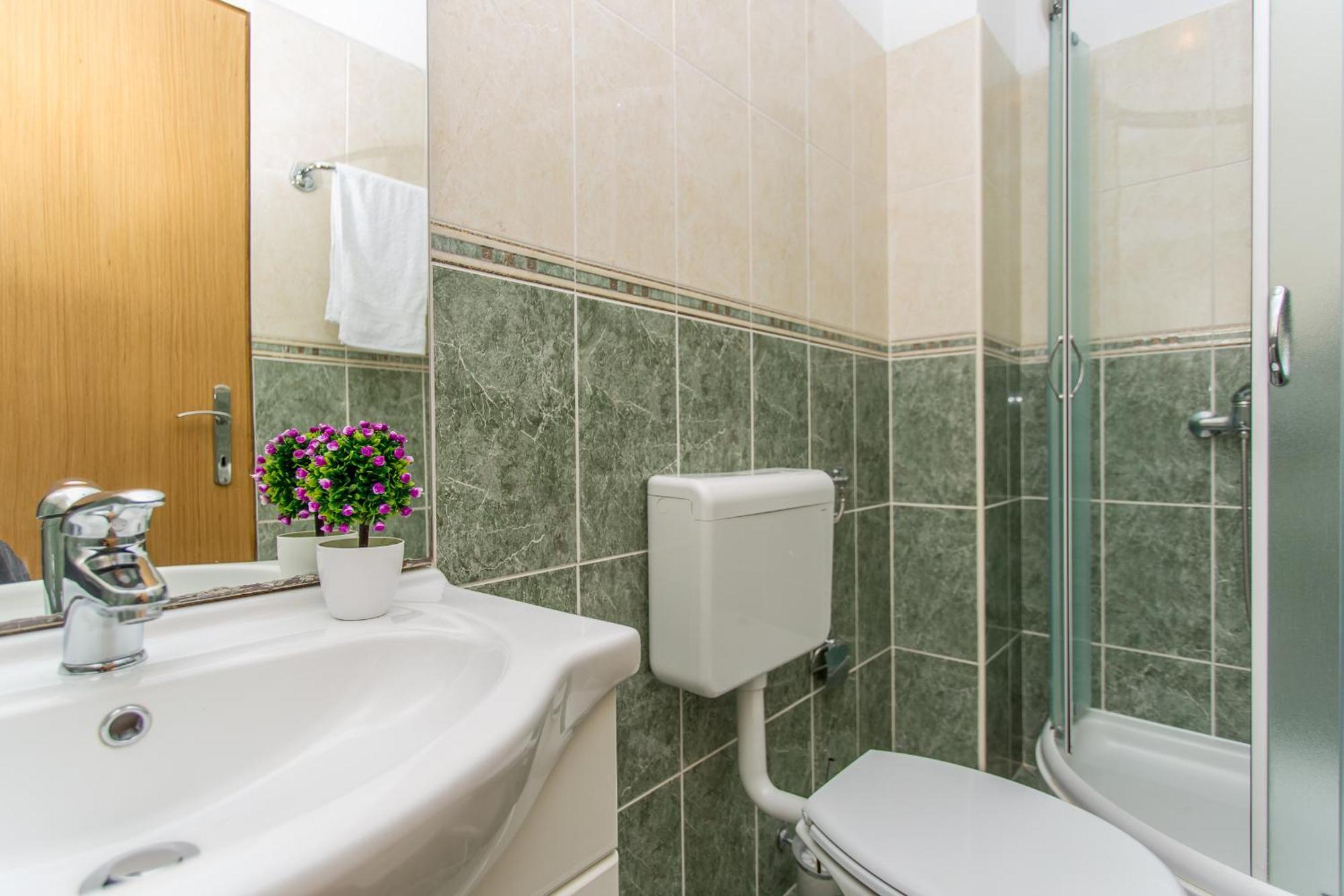 Apartments Grepo Sljeme Makarska Room photo
